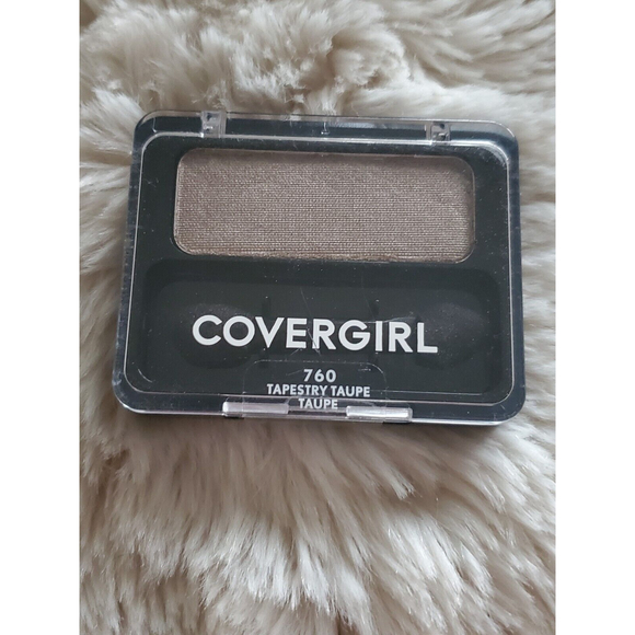 COVERGIRL Eye Enhancers Eyeshadow Kit, Tapestry Taupe, 1 Color finish ty… - Picture 1 of 2